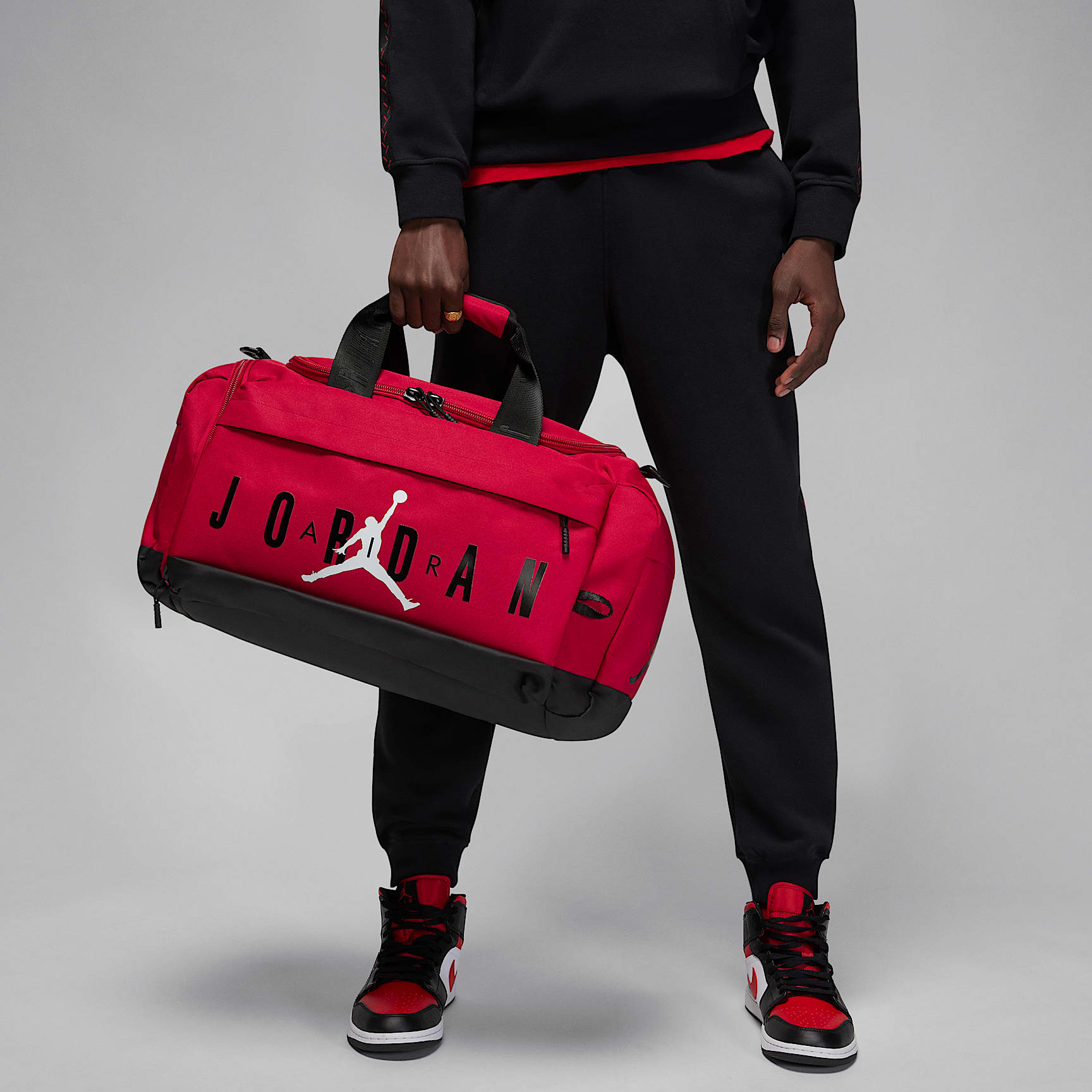 Jordan Duffel Bag (46L). Nike JP